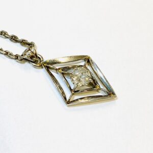 Pt900 ダイヤモンド0.3ct付ネックレス