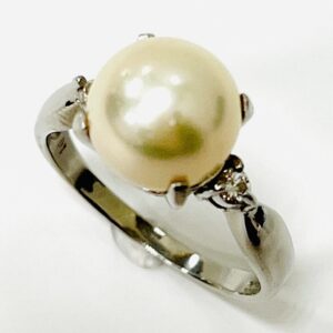 Pt900 パール＆メレダイヤ付リング