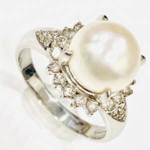 Pt900 パール＆メレダイヤ付きリング