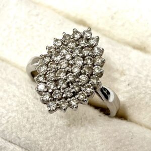 K18WG 総ダイヤ1ct付き リング