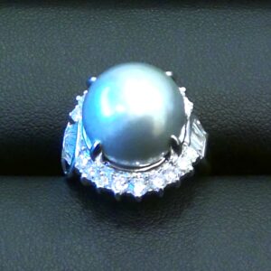 Pt900リング パール メレダイヤ付き