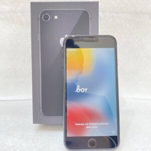 iPhone8　64GB