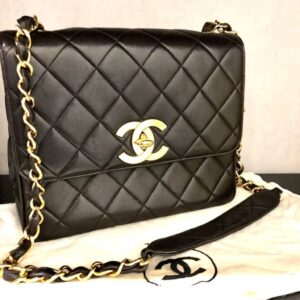 CHANEL マトラッセ ショルダーバッグ