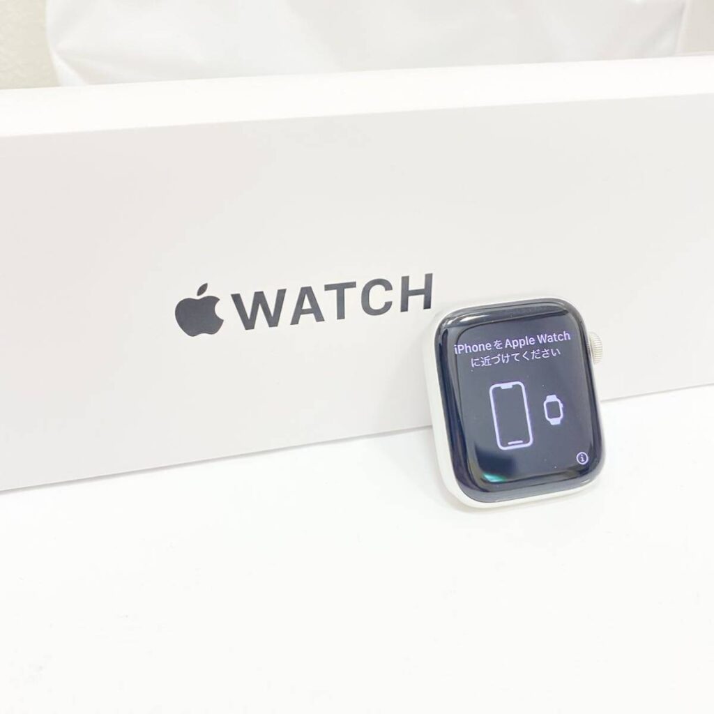 Apple Watch  A2352 44mm