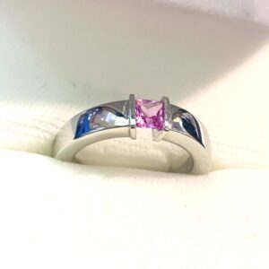 Pt900　ピンクサファイア　リング