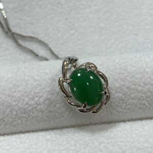 pt850　翡翠ネックレス