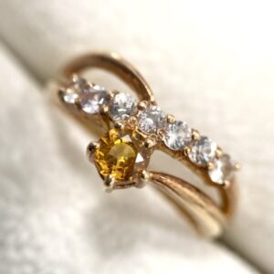 K18 ジュエリー ゴールドリング イエローサファイア0.3ct ホワイトサファイア0.76ct