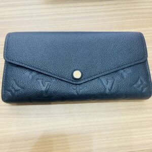 ルイヴィトン  ポルトフォイユサラ アンプラント