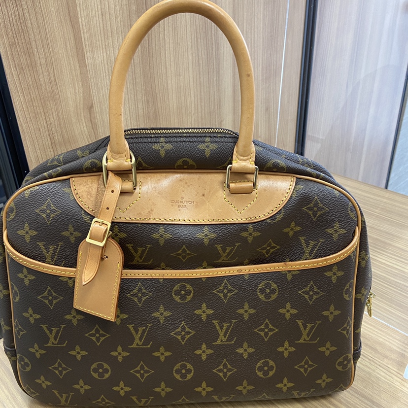 LOUIS VUITTON ルイヴィトン ドーヴィル M47270-