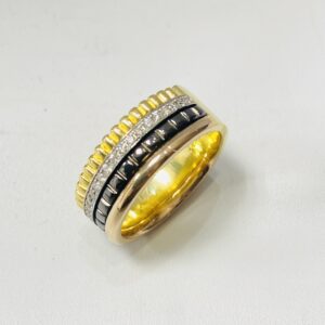 K18メレダイヤモンド付き石付デザインリング