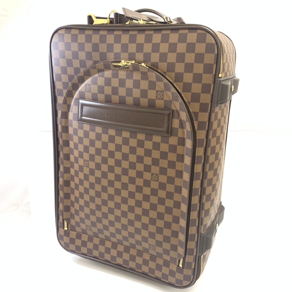 Louis Vuitton (ルイヴィトン) ぺガス55 キャリーケースの買取実績 ...