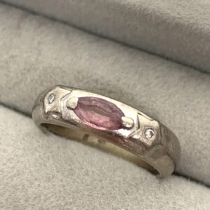 K18WG ピンクトルマリン メレダイヤ付きリング
