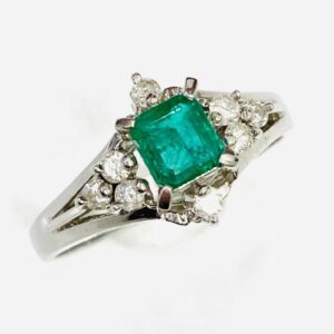 Pt850 エメラルド0.28ct＆メレダイヤ0.17ct付きリング