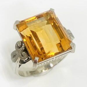 Pt850シトリン9ct付リング