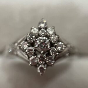 Pt900 ダイヤ付きリング