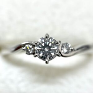 Pt950 ダイヤ0.268ct付き リング