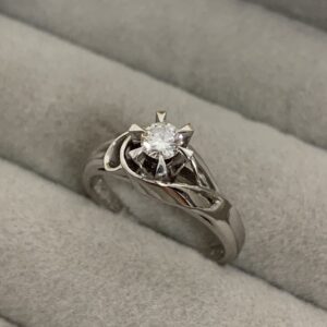Pt900 0.16ct メレダイヤ付きリング