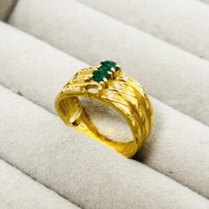 K18エメラルド0.45ct メレダイヤ0.07ct付リング