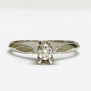 Pt900 ダイヤ0.16ct付き リング