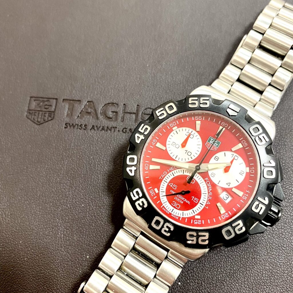 TAG HEUER タグホイヤー クロノグラフ CAH1112 赤文字盤 腕時計
