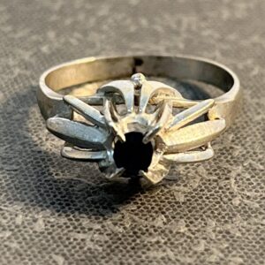 K14WGリング サファイア0.15ct