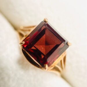 K18 リング ジュエリー ゴールドリング ガーネット5ct