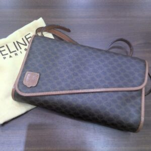 CELINEマカダム柄ショルダーバッグ