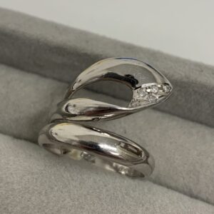 Pt900 メレダイヤ付きリング