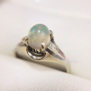 K14WG/ホワイトゴールド  リング オパール付き