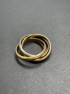 k18/pt900 三連リング