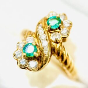 K18 エメラルド0.30ct/メレダイヤ0.50ct リング