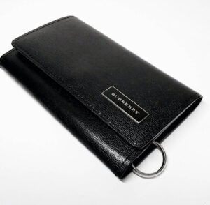 バーバリー　キーケース　黒