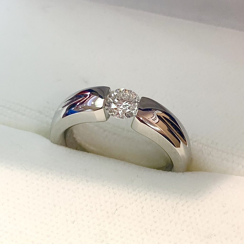 Pt900 　0.5ct　ダイヤモンド付きリング