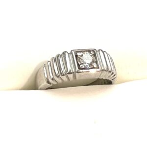 Pt900　ダイヤモンド付きリング