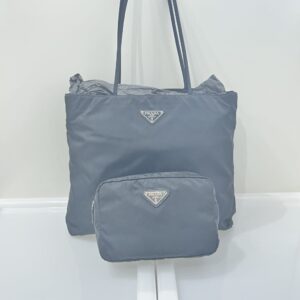 PRADA  トートバッグ