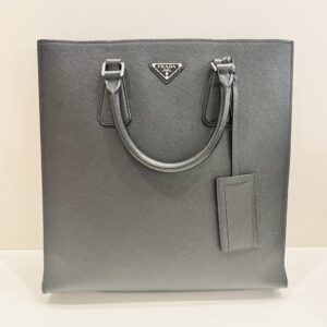 PRADA  サフィアーノ トート