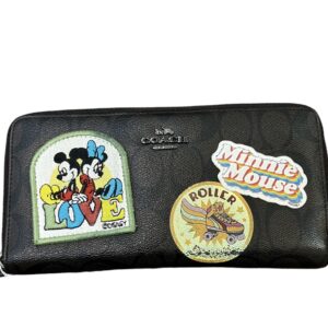 コーチ ミッキーマウス 長財布