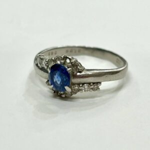 Pt900 プラチナ 石付きリング