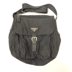 プラダ ショルダーバッグ