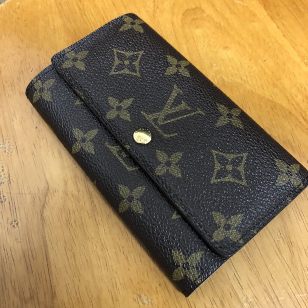ルイヴィトン モノグラム ポルトモネジップ 財布の買取実績 | 買取専門 