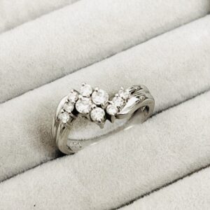 Pt900 メレダイヤ0.5ct付リング