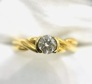 ダイヤモンド 0.7ct リング K18