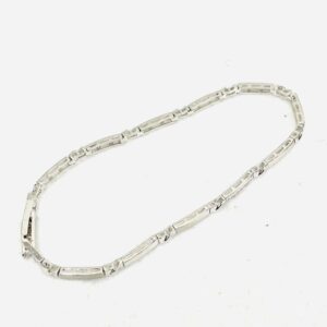 K18WG ホワイトゴールド ブレスレット メレダイヤ付き