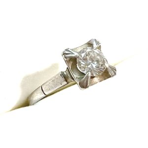 Pt900 ダイヤモンド付きリング　0.32ct