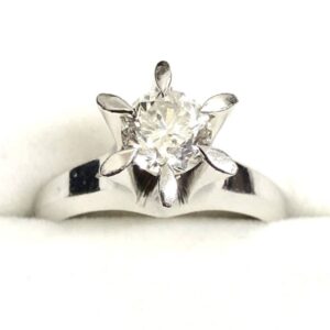 Pt900 1.00ctダイヤ付きリング