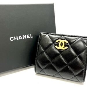 CHANEL シャネル ラムスキン 二つ折り財布