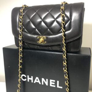 シャネル CHANEL マトラッセ ラムスキン 20
