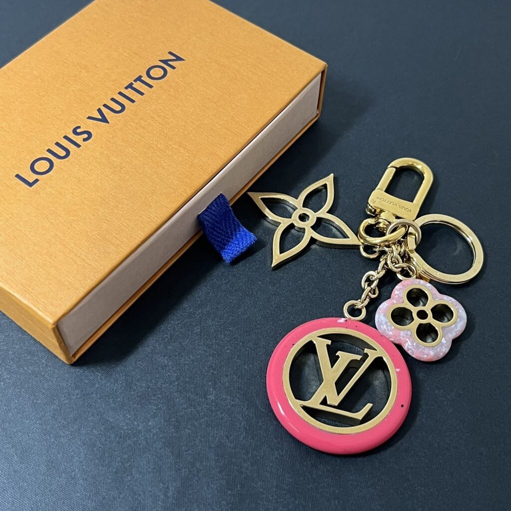 LV Louis Vuitton ルイ・ヴィトン ポルトクレ・カラーライン