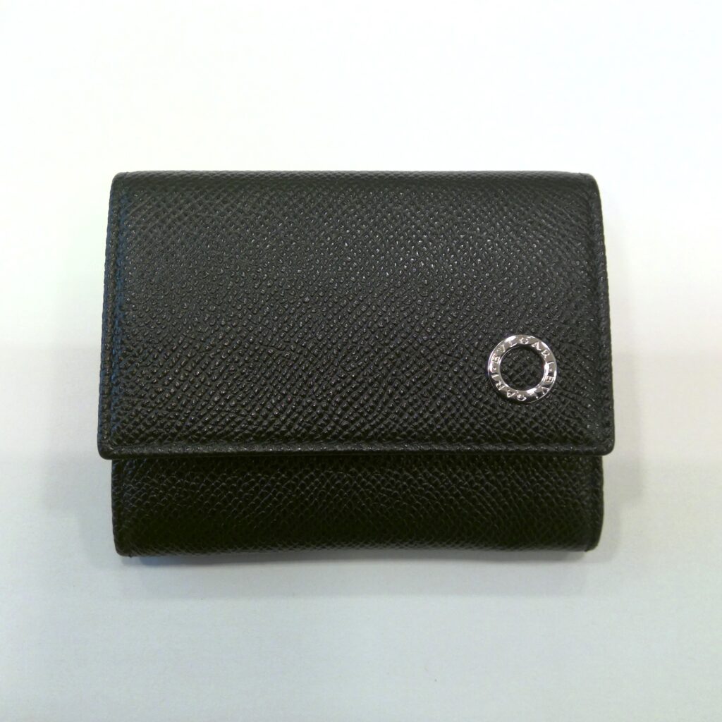 BVLGARI コインケース ブルガリ BVLGARI 小銭入れ コインケース コインパース 33749 BB ブルガリブルガリ BLACK ブラック  - 【感動物語 ギフトモール店－☆リボンをほどくと溢れる笑顔☆－おしゃれで素敵なプレゼントやギフトにお勧めのブランド雑貨を通販 ...