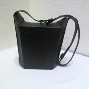 Louis Vuitton エピ サックソウ